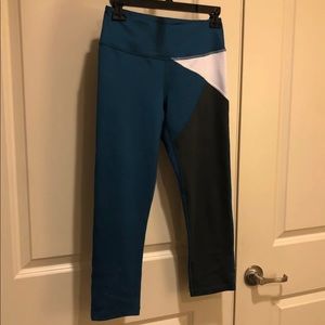Zella Crop Leggings
